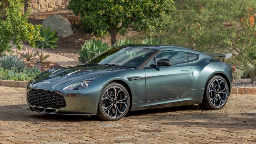 Aston martin v12 zagato 2011