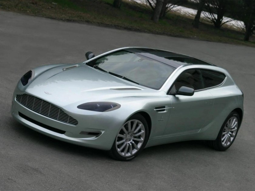 Астон Мартин 2004