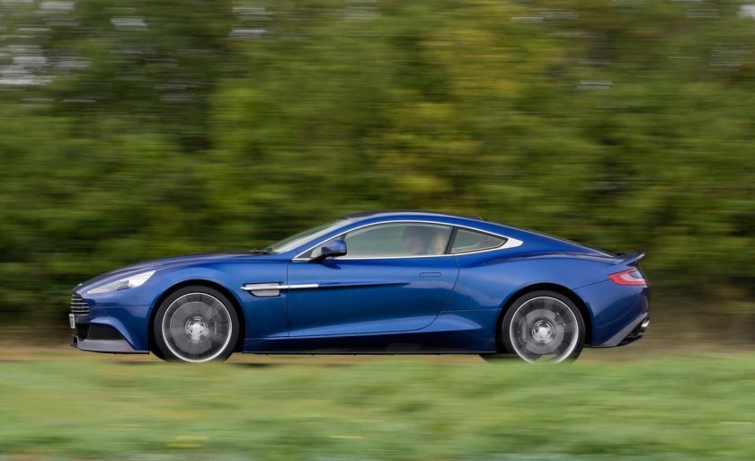 Aston Martin Vanquish 2012
