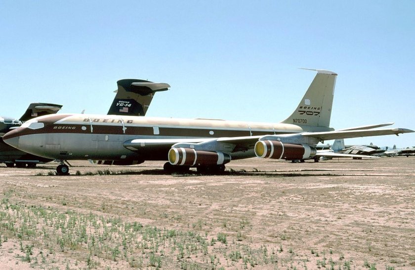 Boeing 367-80 бочка