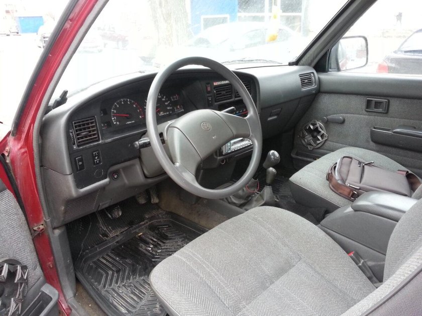 VW Taro 1995 салон