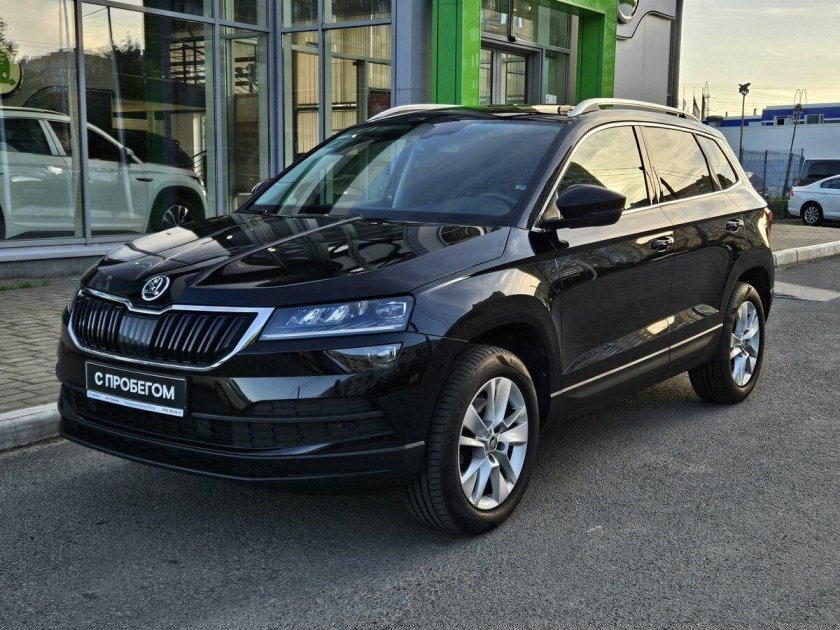 Шкода карок черная 2021