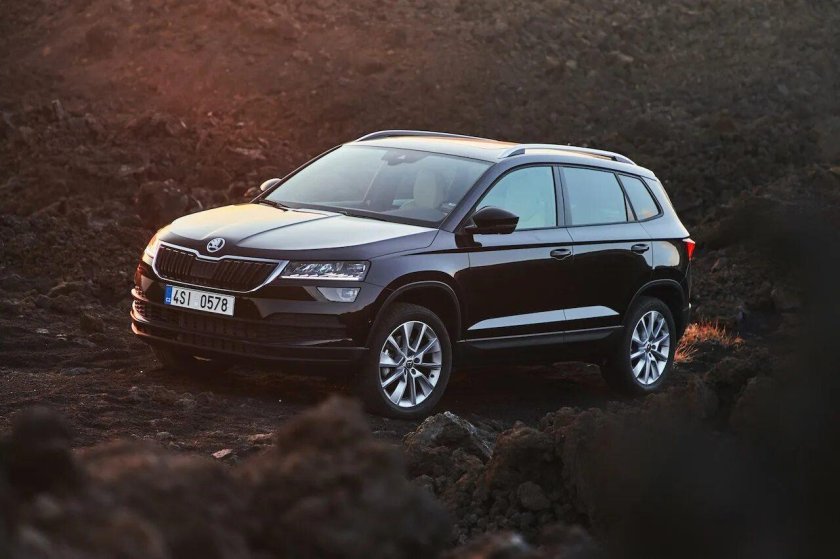 Skoda Karoq черный