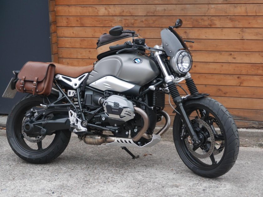 BMW r9t