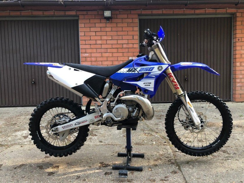 Ямаха 250 кубов кросс