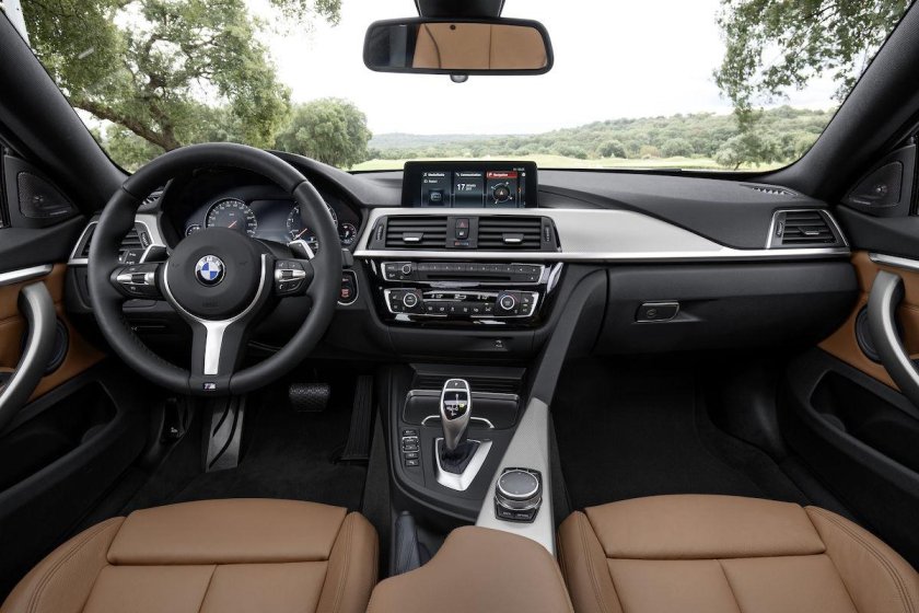 BMW 4 Gran Coupe салон