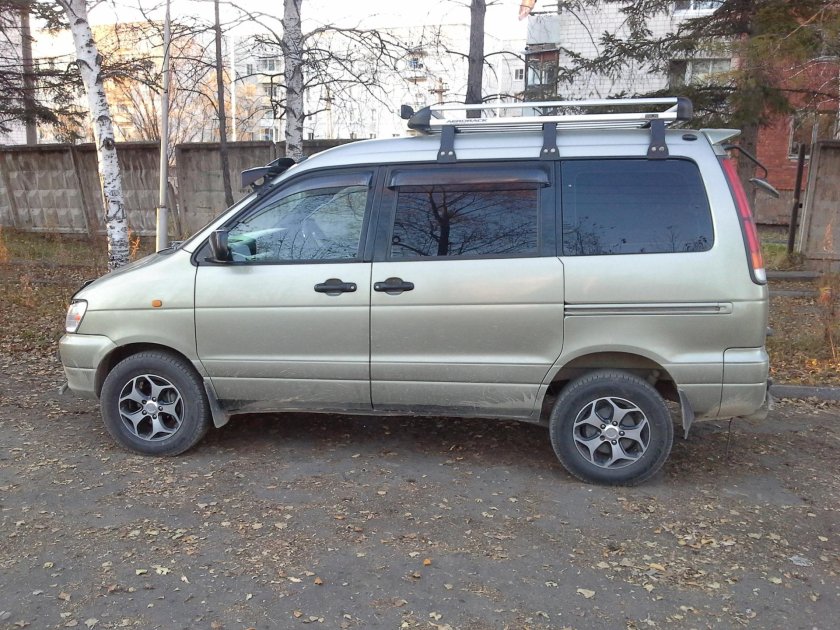 Toyota Lite Ace Noah Noah
