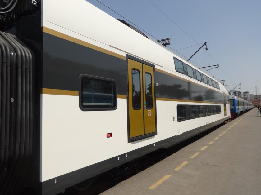 Поезд Баку Астара