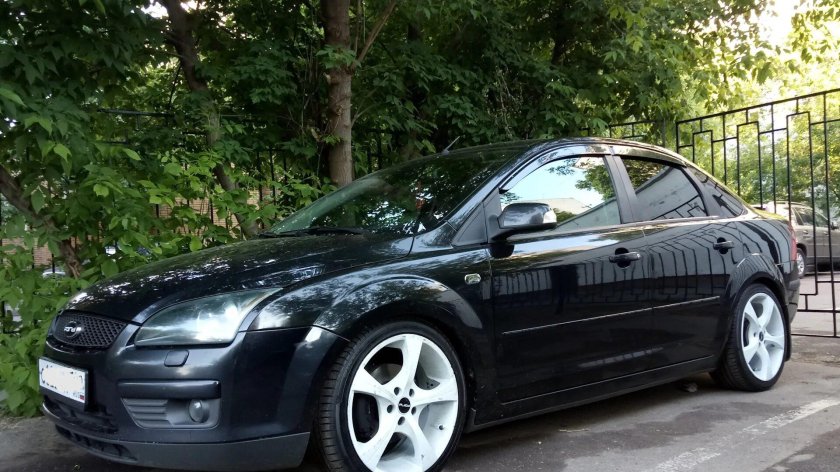 Форд фокус 2 дорестайлинг черный