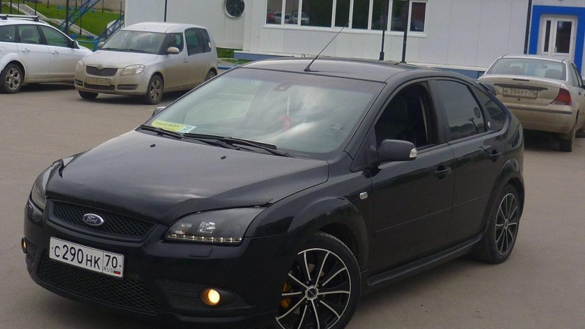 Ford Focus 2 хэтчбек дорестайлинг