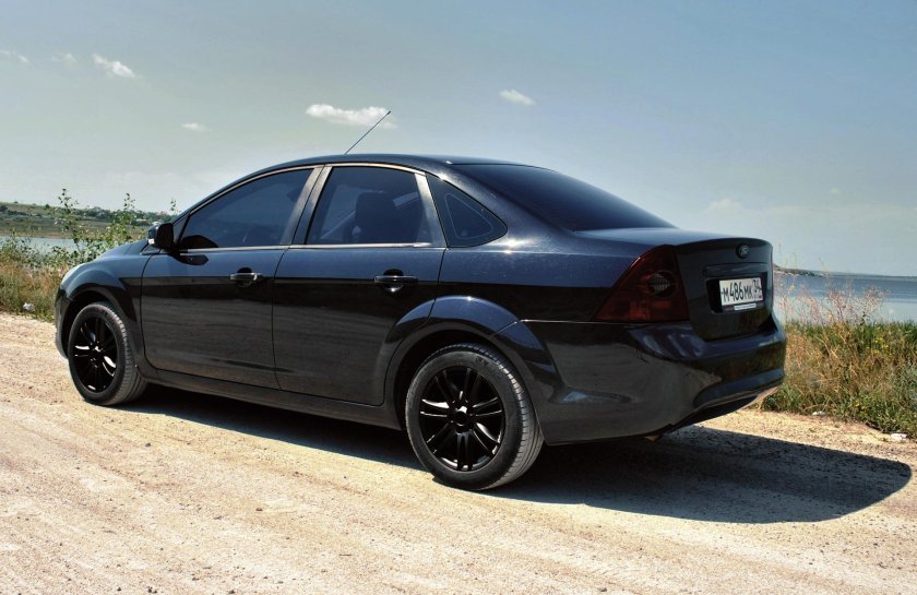 Ford Focus 2 sedan Tuning черный