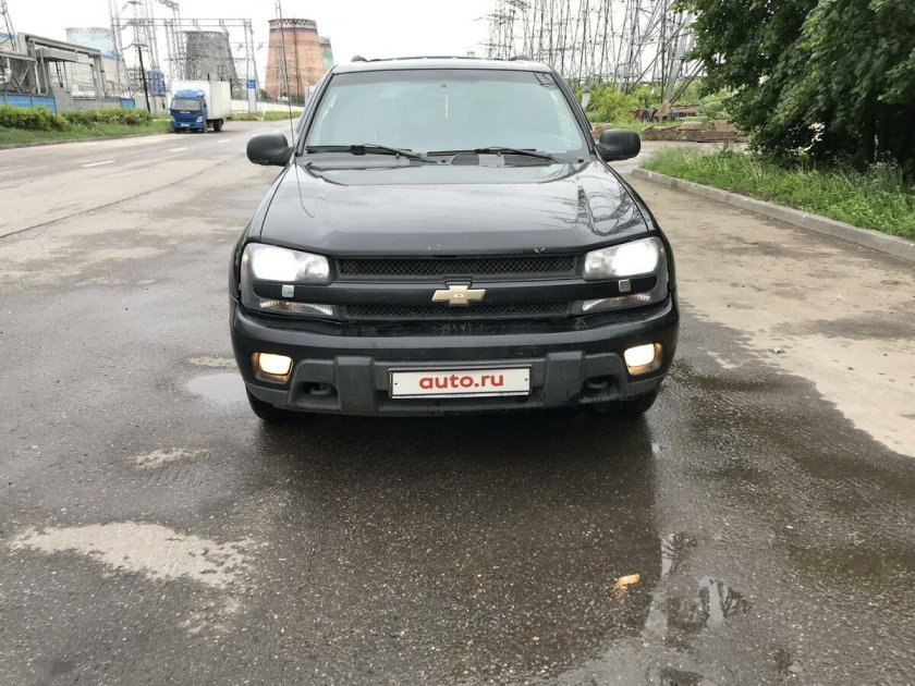 Шевроле трейлблейзер 2006 черный