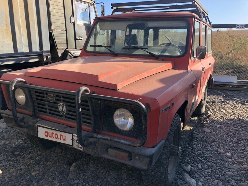 Румынский джип Аро