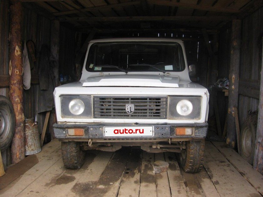 Mitsubishi pajero i