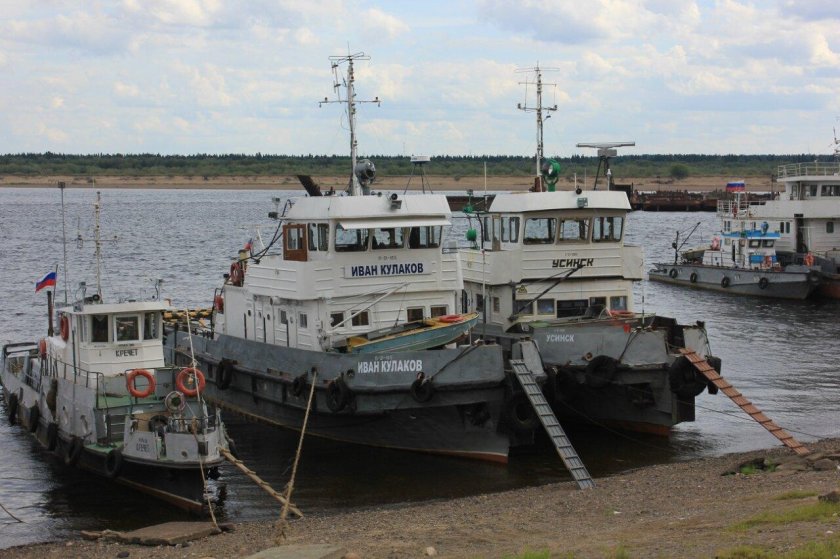 Буксир-толкач р-14