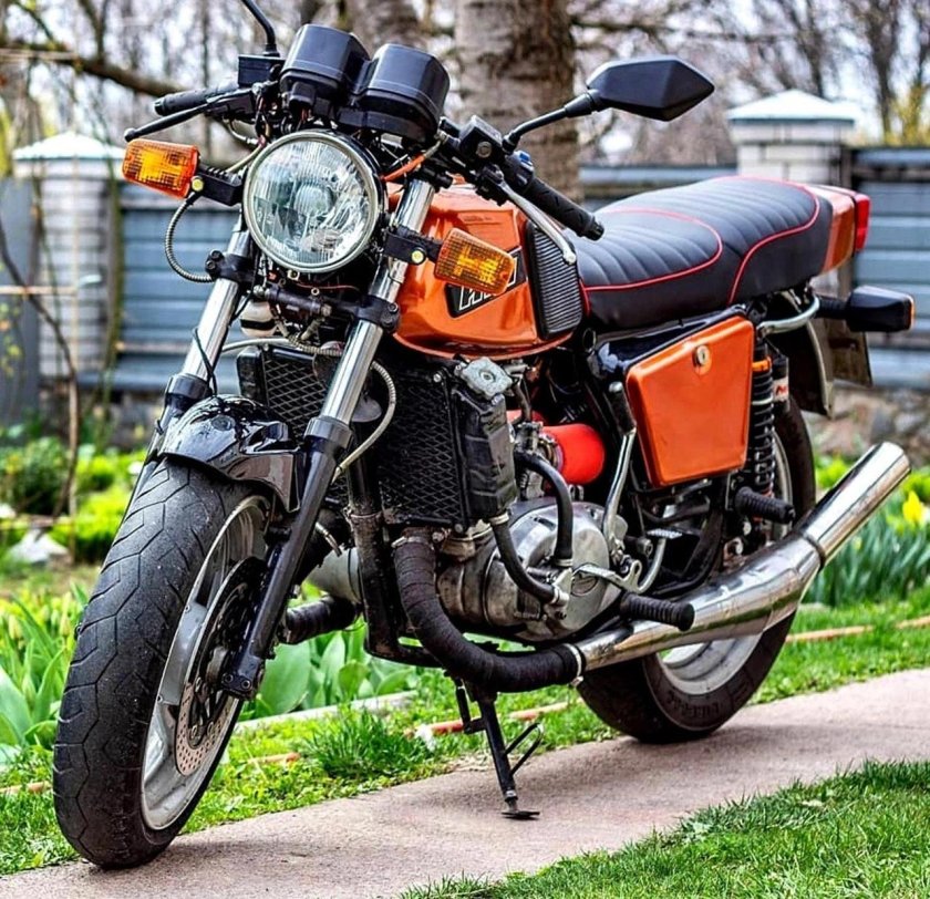 Мотоцикл ИЖ Юпитер 5