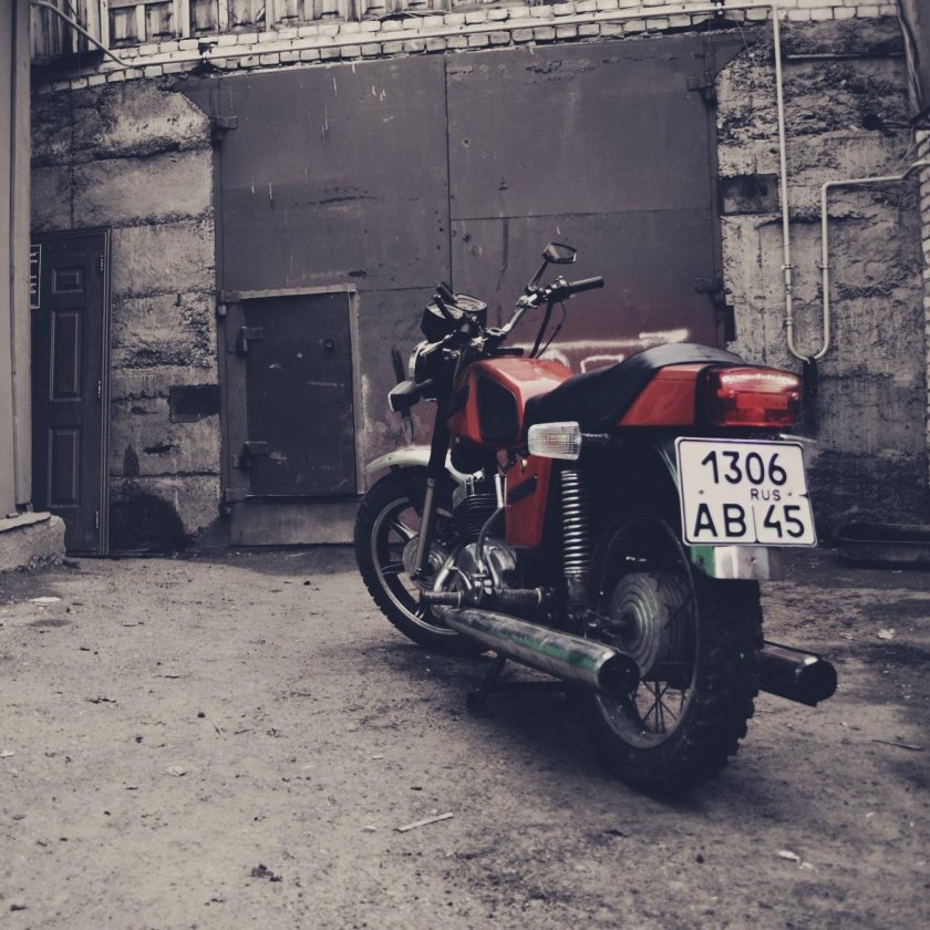 Мотоцикл иж планета 5