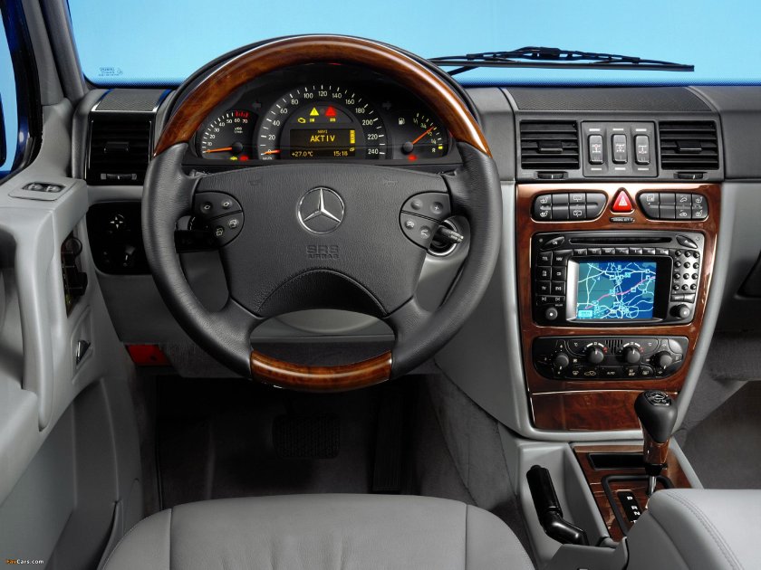 Mercedes Benz g class 2000 салон