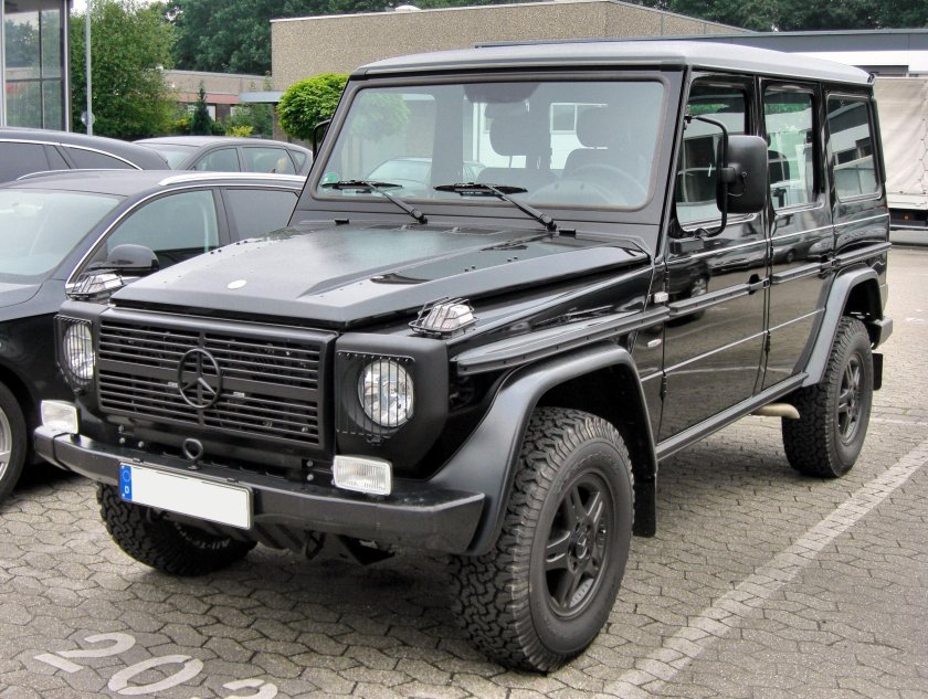 Mercedes-Benz g-class w461