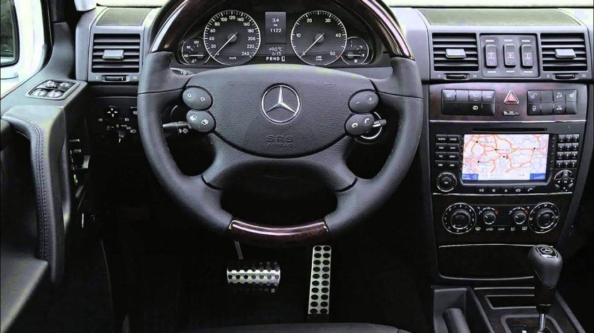 Mercedes-Benz g500 w463