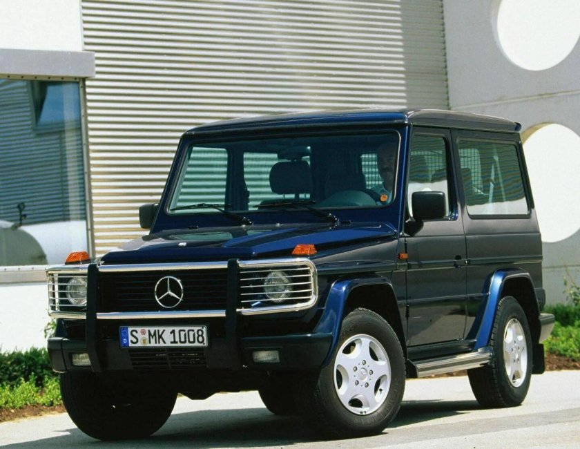 Mercedes-Benz g-class w461