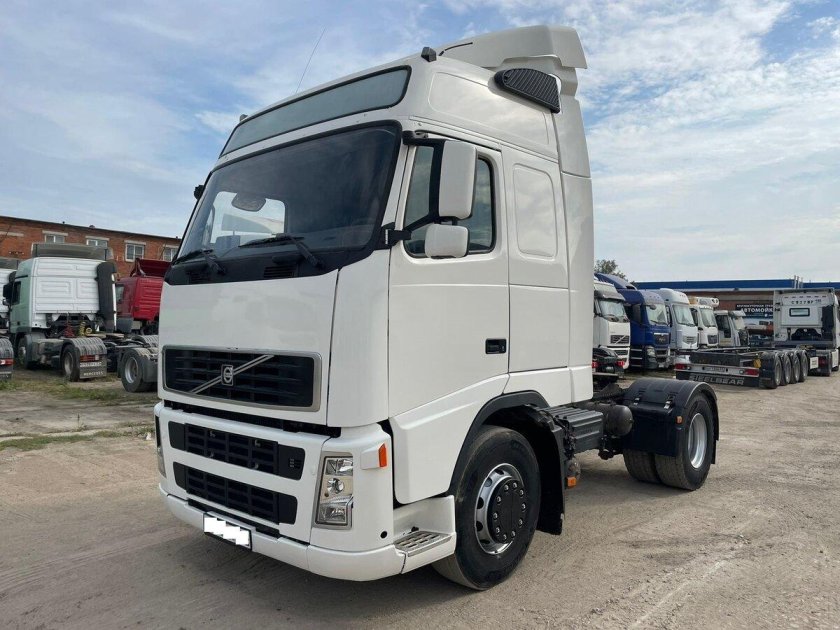 Седельный тягач вольво