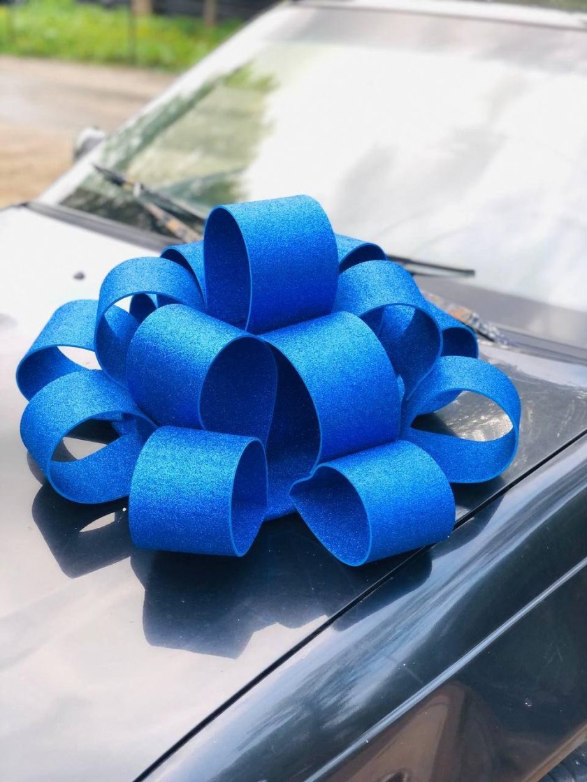 Бант на машину