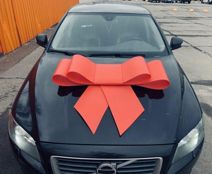 Бант на автомобиль