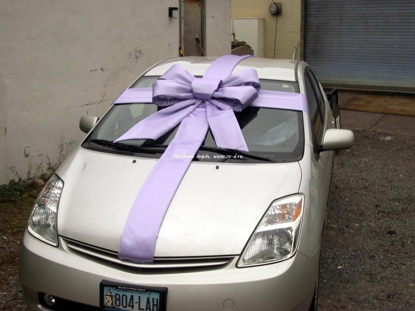 Бант на машину