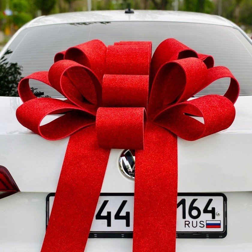 Бант на машину