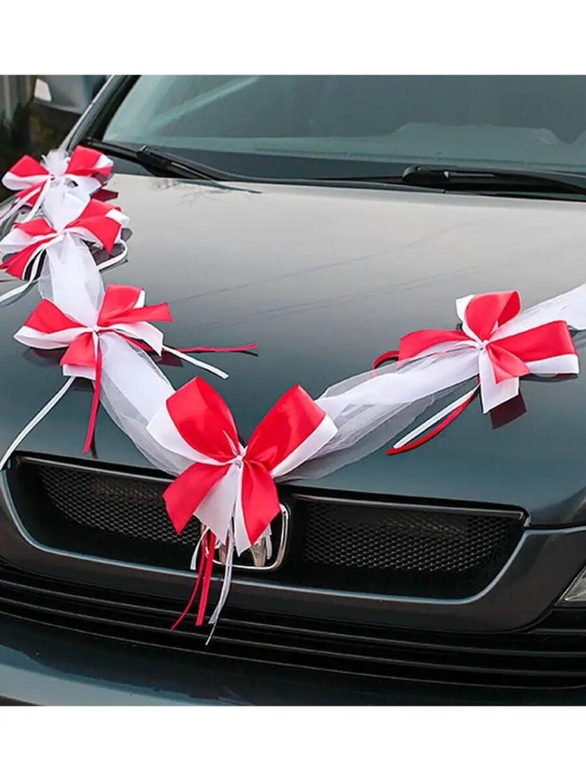 Свадебные украшения на машину