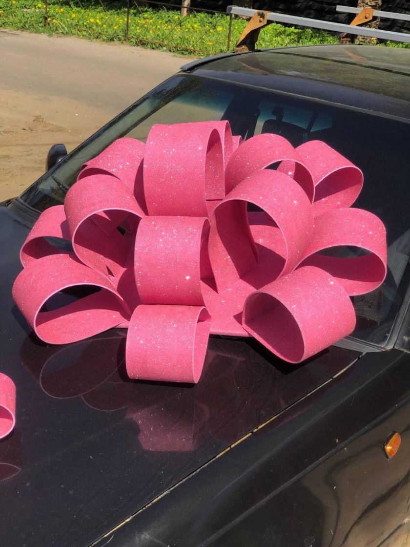 Огромный бант