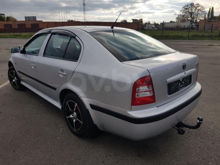 Шкода Октавия 1998