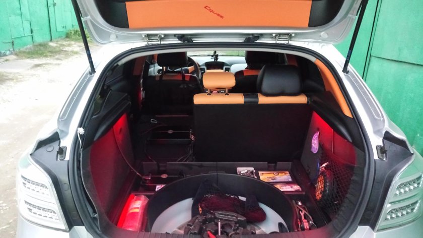 Chevrolet Cruze хэтчбек багажник