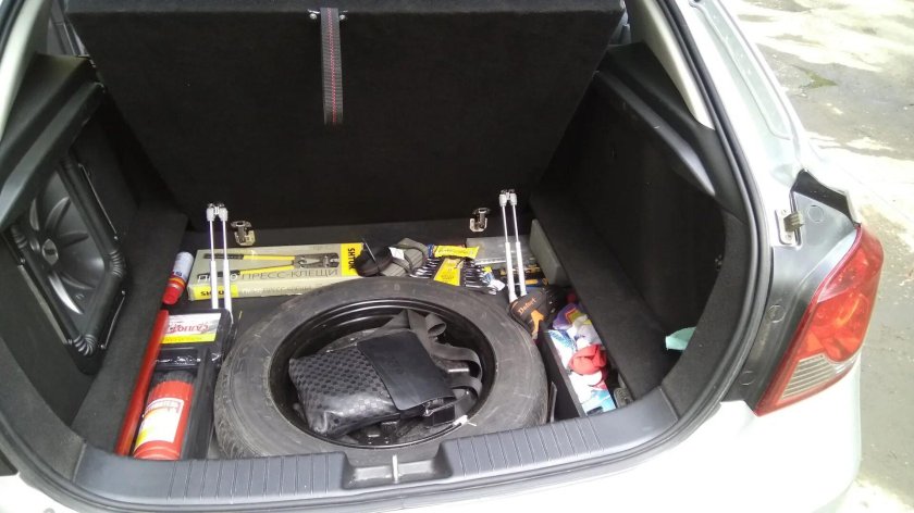 Фальшпол Шевроле Круз седан