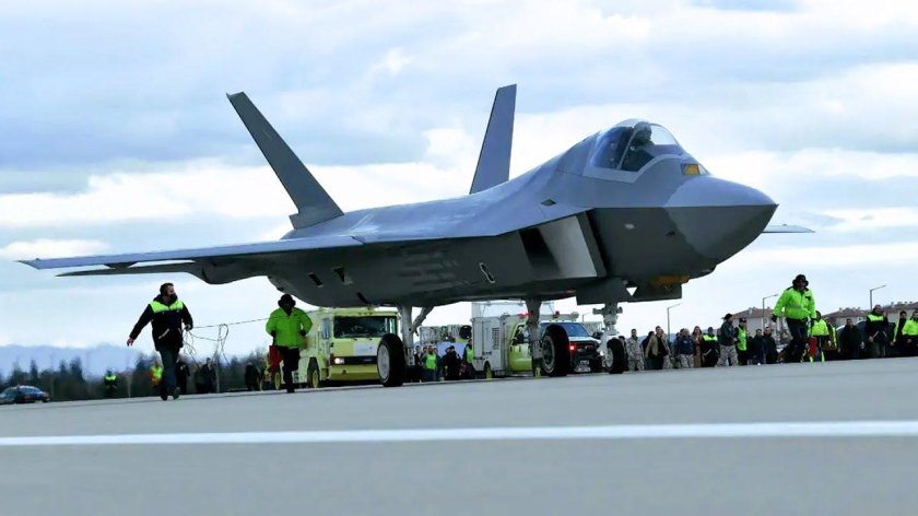 Истребитель Каан турецкий