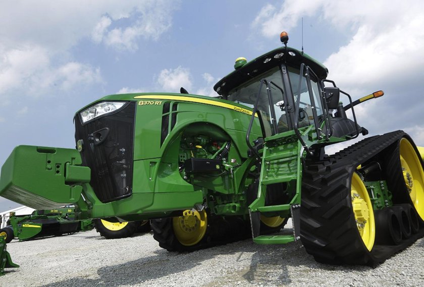 Джон Дир 4730