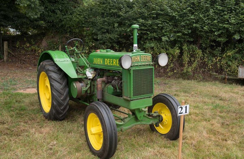 John deere tractor