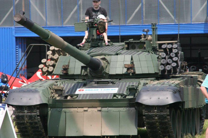 Танк т 80 бвм