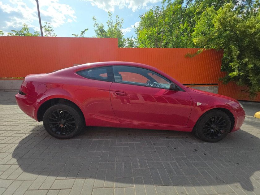 Hyundai coupe 2008 2.0