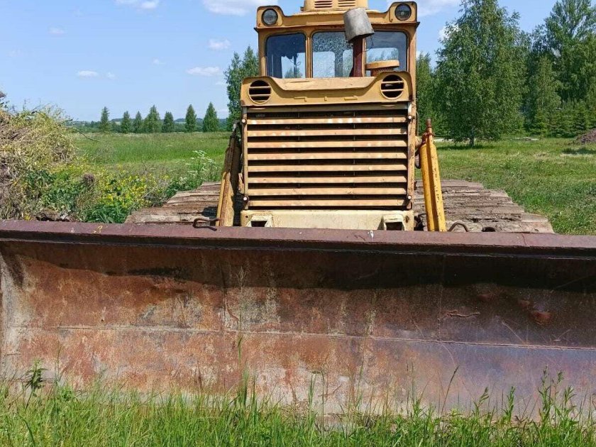 Т 130 бульдозер