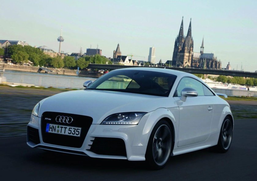 Audi TT RS Coupe 2010