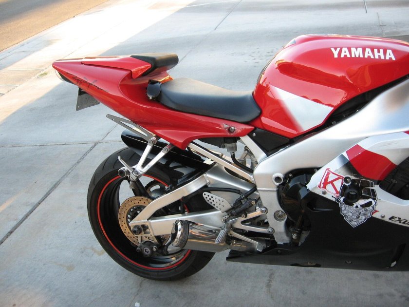 Yamaha r1 1999