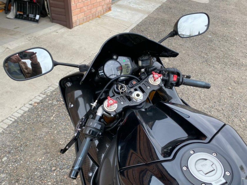 Спортивные мотоцикл