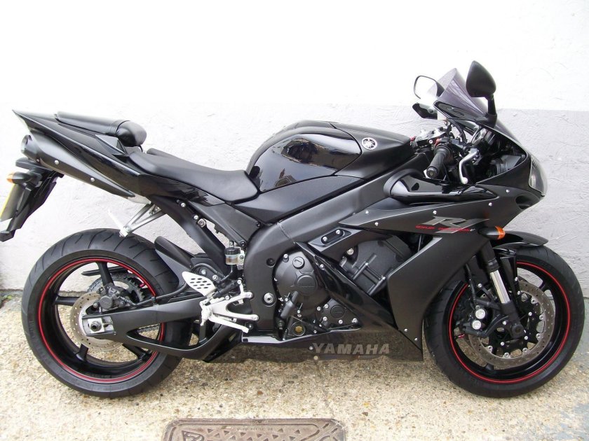 Yamaha r1 2006