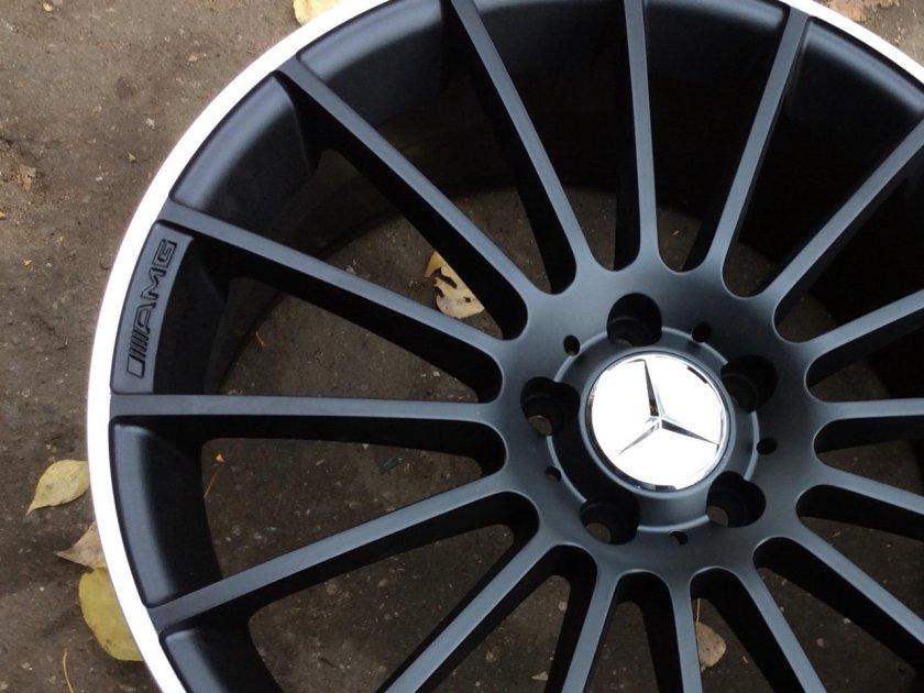 Диски Mercedes r19 AMG