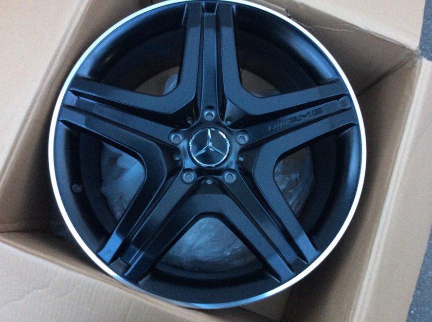 Диски АМГ 19 на Мерседес