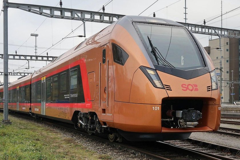 Stadler Kiss для Caltrain
