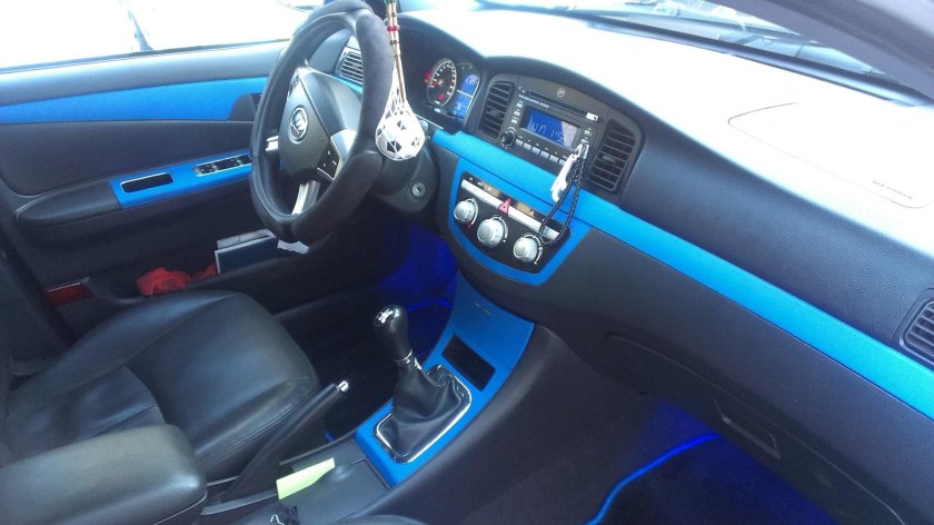 Лифан Солано 2011 салон