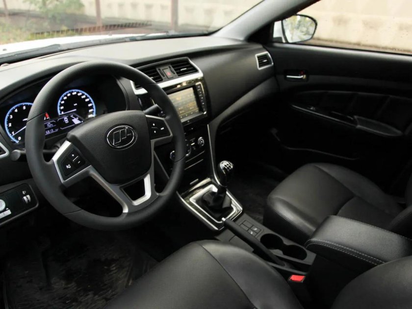 Лифан Солано 2 салон